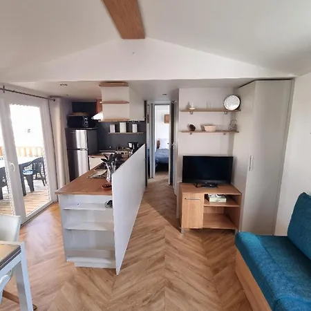 La Oceane Apartment *